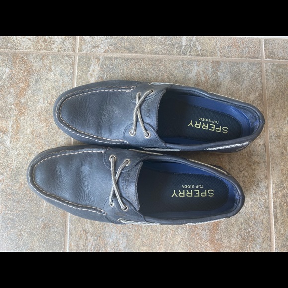 Men’s Size 10 navy Sperry 2-eye boat shoes - Picture 4 of 4